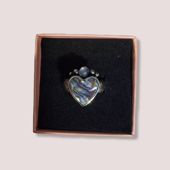 Heart Shape Abalone Shell Ring in Sterling Blue Moonstone Size 8 Ring - Picture 1 of 4